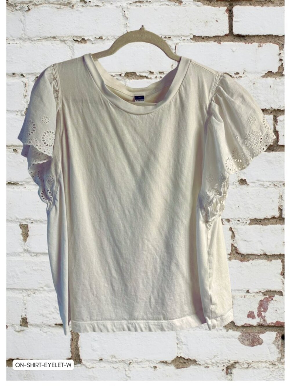Old Navy | White flutter-sleeve short-sleeved top with eyelet detailing